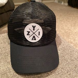 ZYIA-X Mesh Hat
